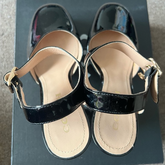 BLACK COACH ISABELLA PATENT HEEL - SIZE 7.5 - Picture 5 of 7